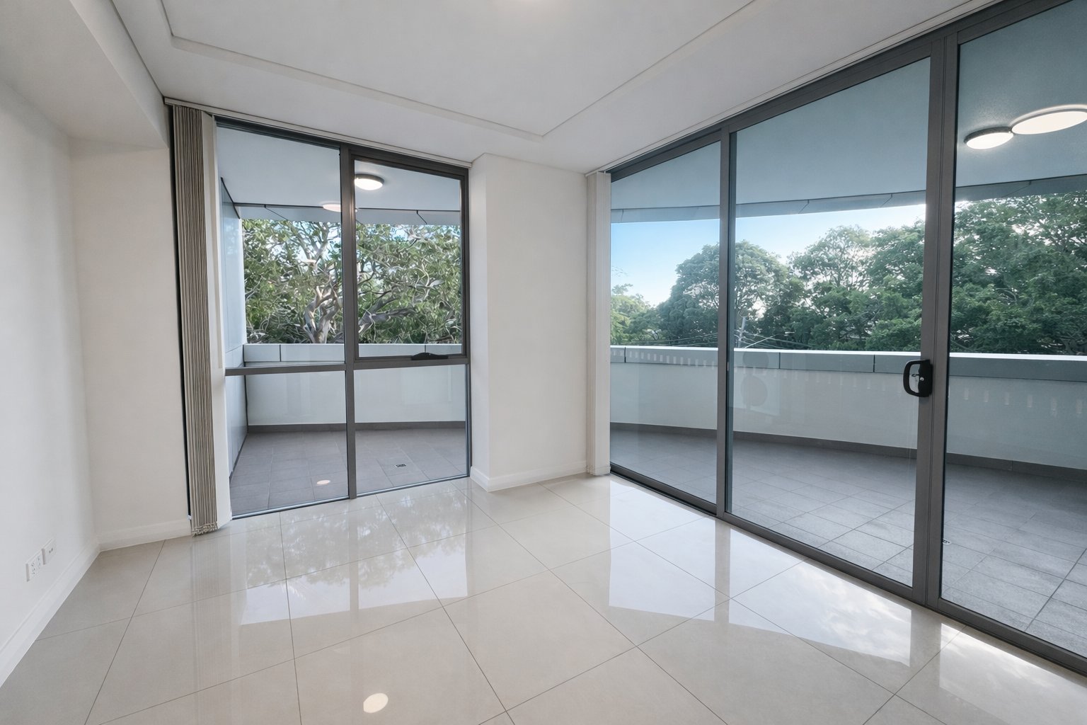 205/39 Kent Road MASCOT 10