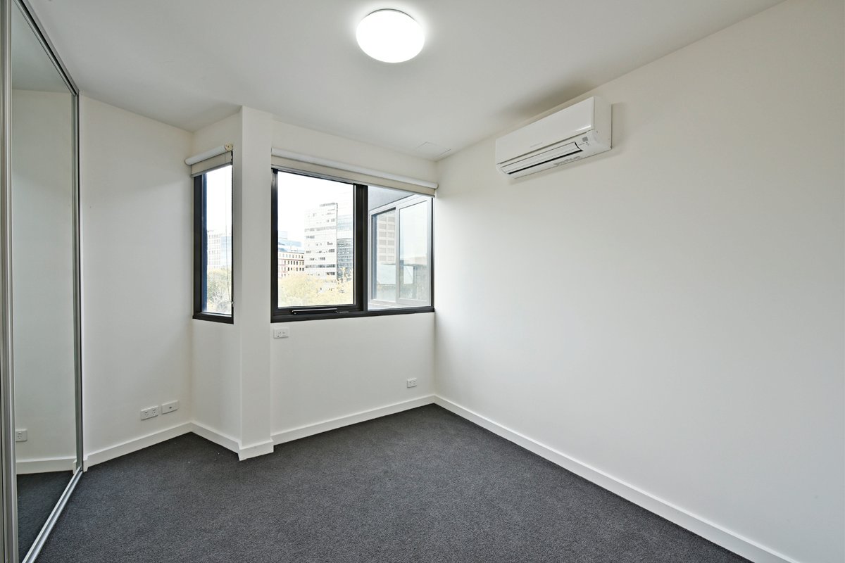 Gallery: 205/405 St Kilda Road