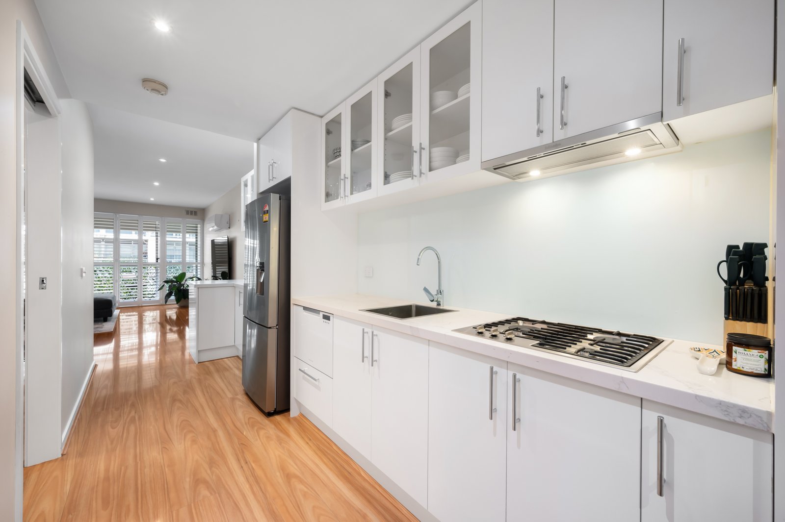 Gallery: 205/54 Nott Street