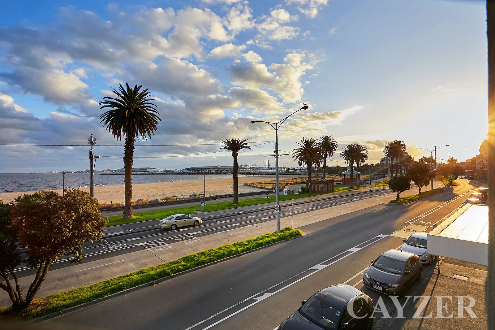 Gallery: 205/55 Beach Street