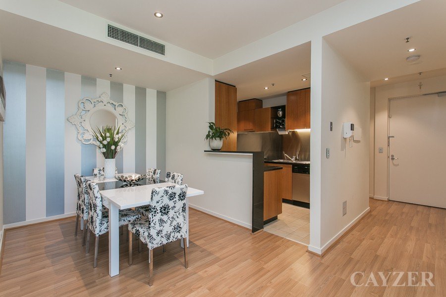 Gallery: 205/582 St Kilda Road