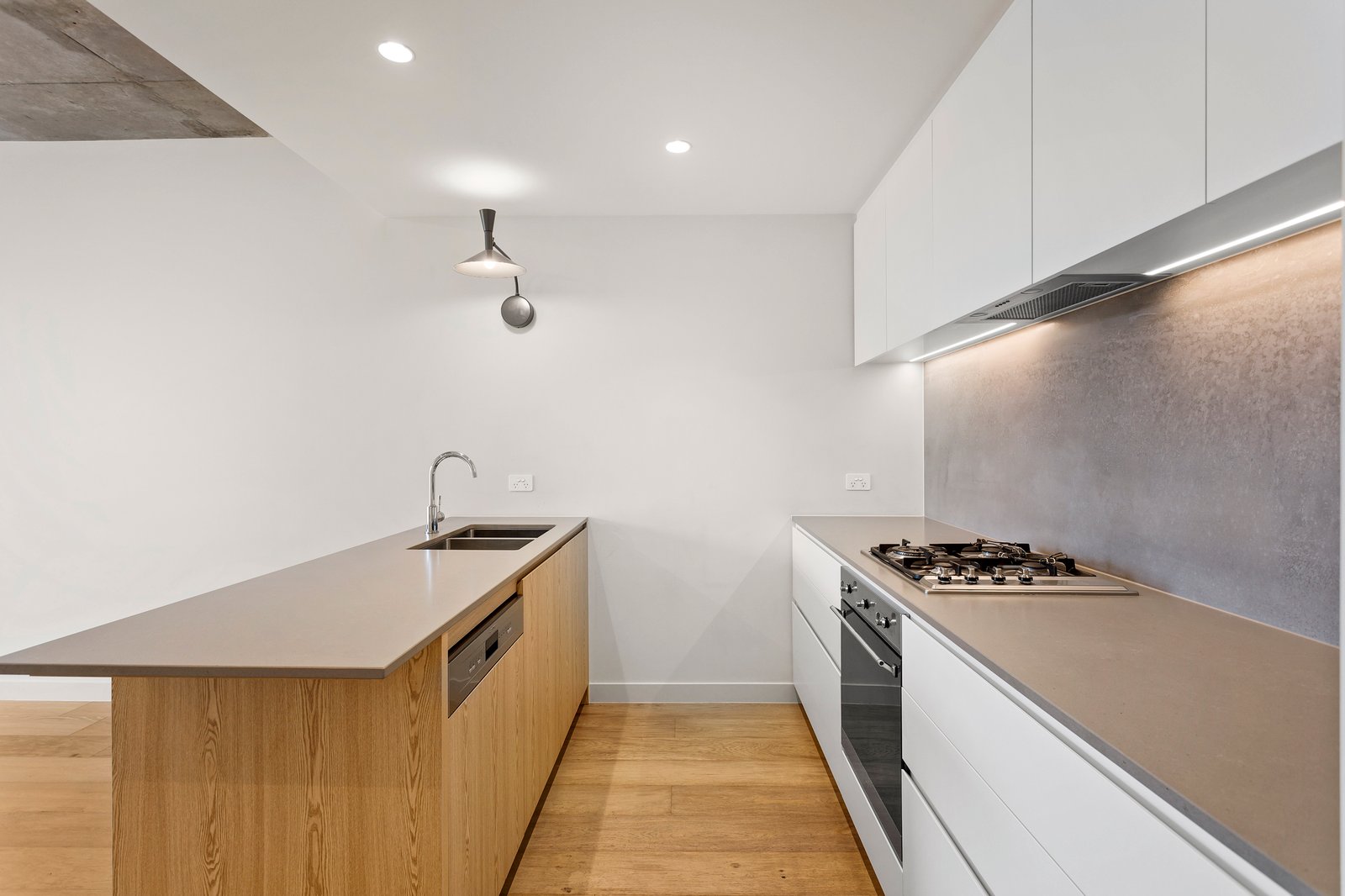 Real Estate and Property in 205/6 Percy Place, Prahran, VIC