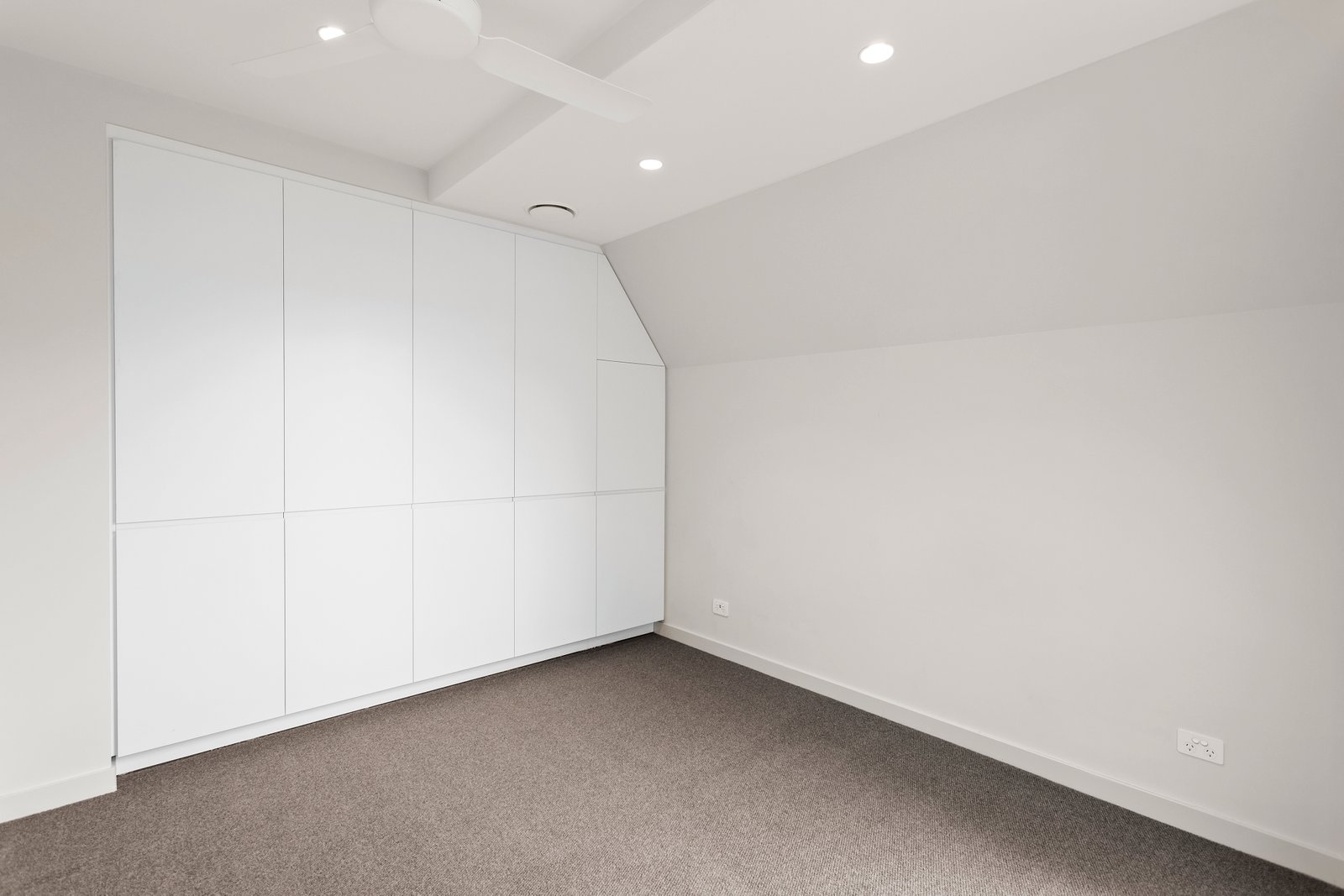 Real Estate and Property in 205/6 Percy Place, Prahran, VIC