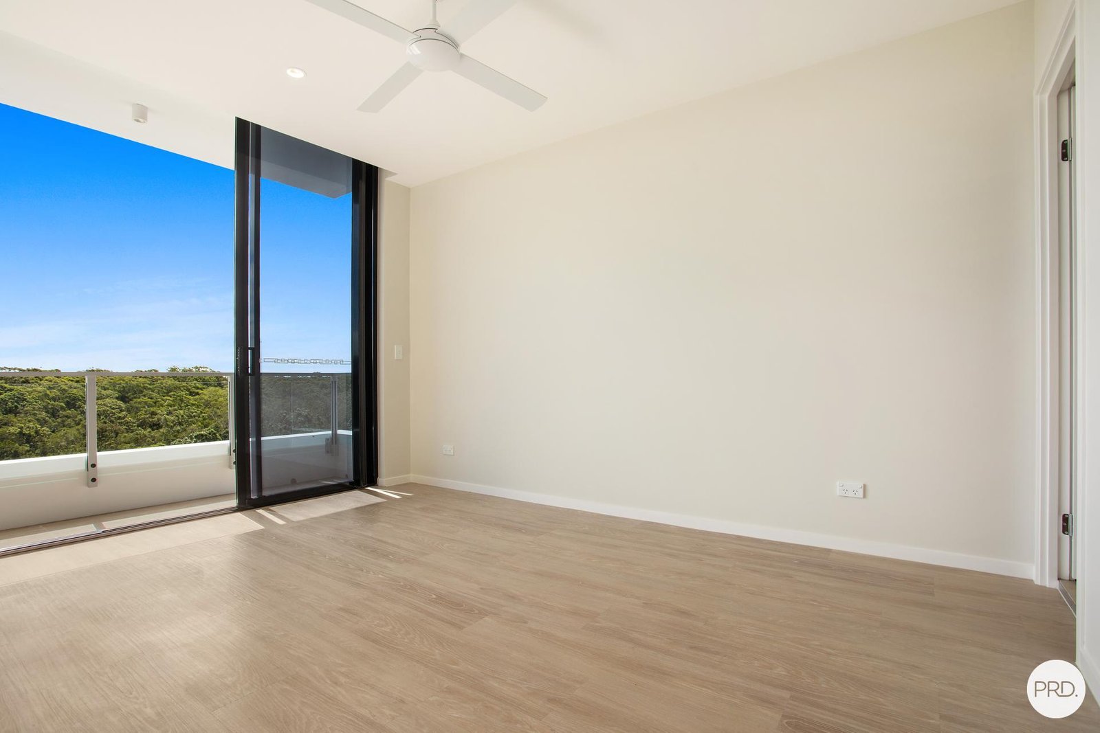 205/6 Tonga Place PARKWOOD 15