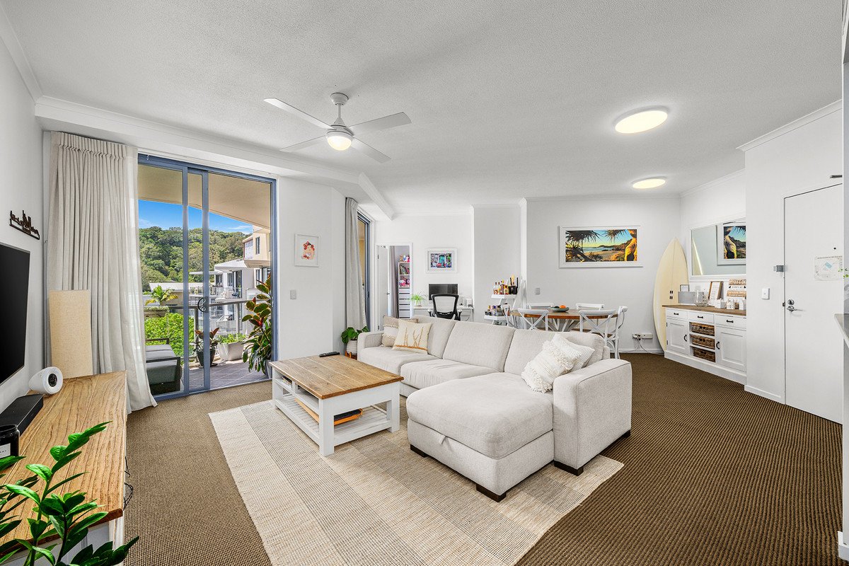 2058/1 Ocean Street Burleigh Heads 7