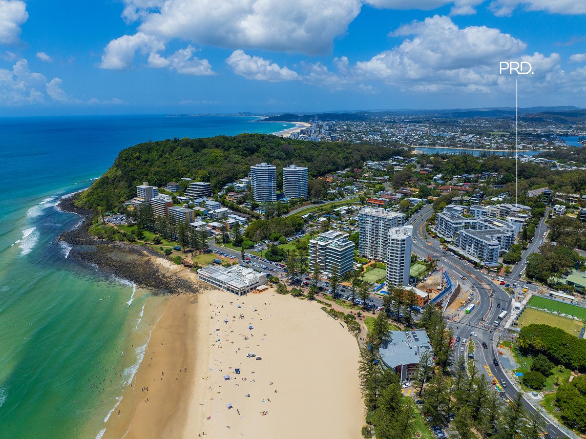 2058/1 Ocean Street Burleigh Heads 23