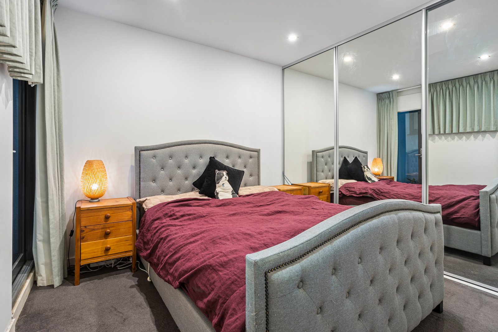 Gallery: 205/90 Buckley Street