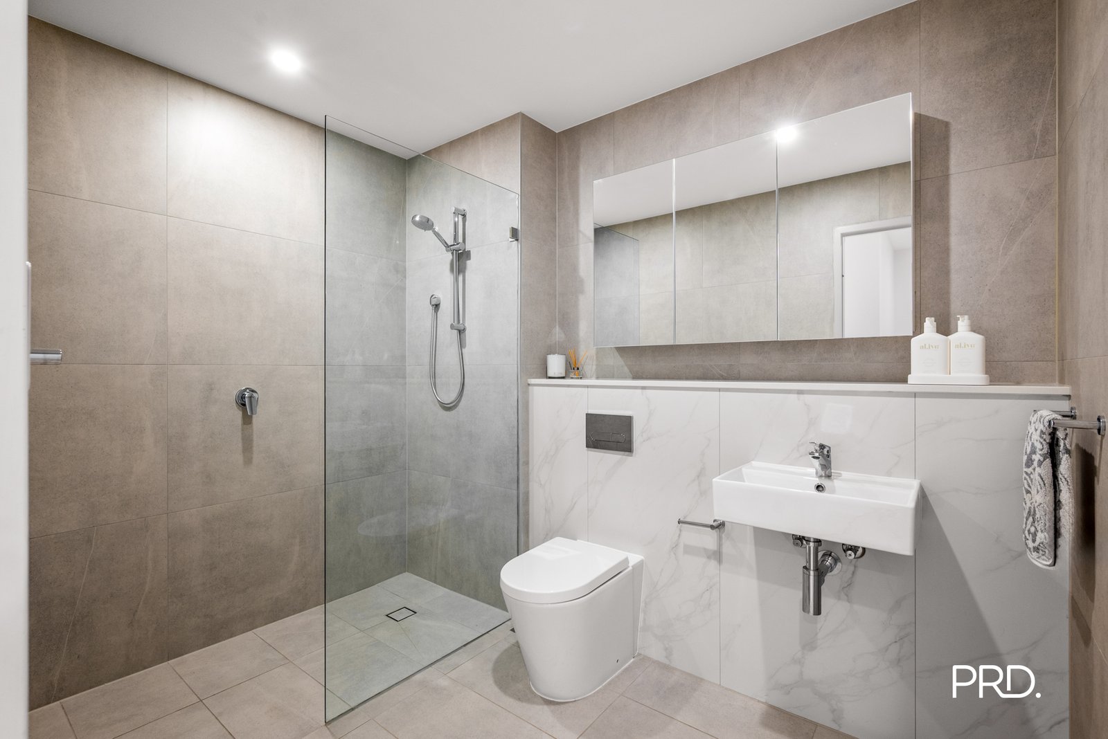 205C/90 Glenmore Ridge Drive GLENMORE PARK 8