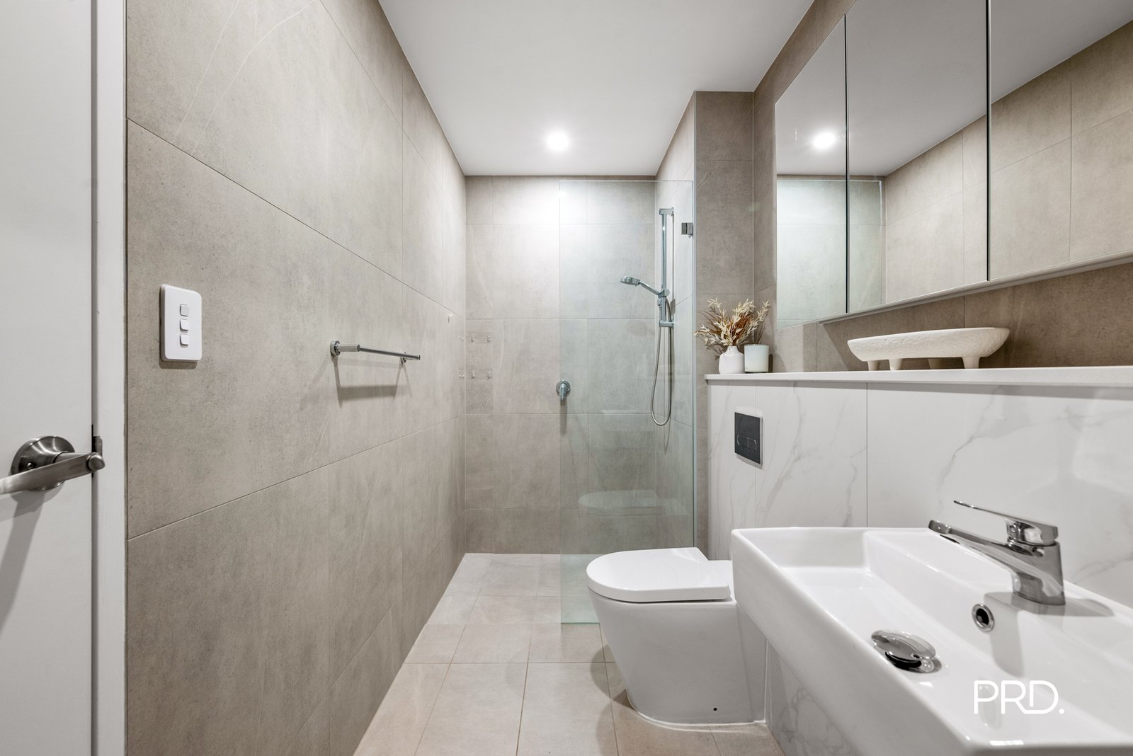 205C/90 Glenmore Ridge Drive GLENMORE PARK 9