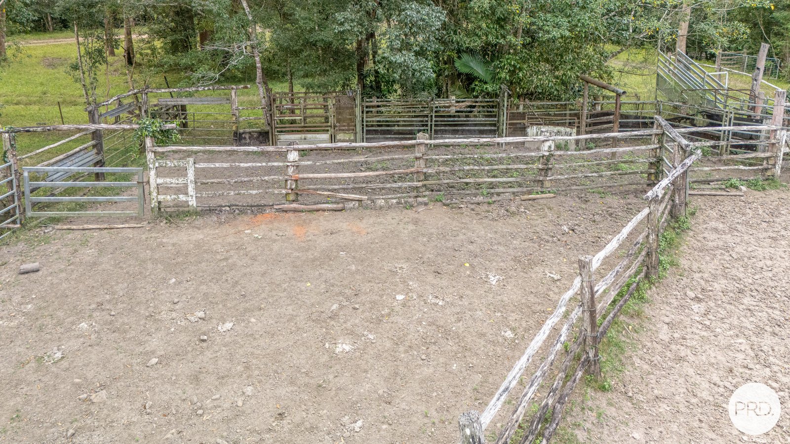 206 Frank Hoey Road SARINA RANGE 9