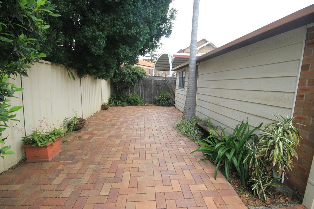 206 Frederick Street ROCKDALE 9