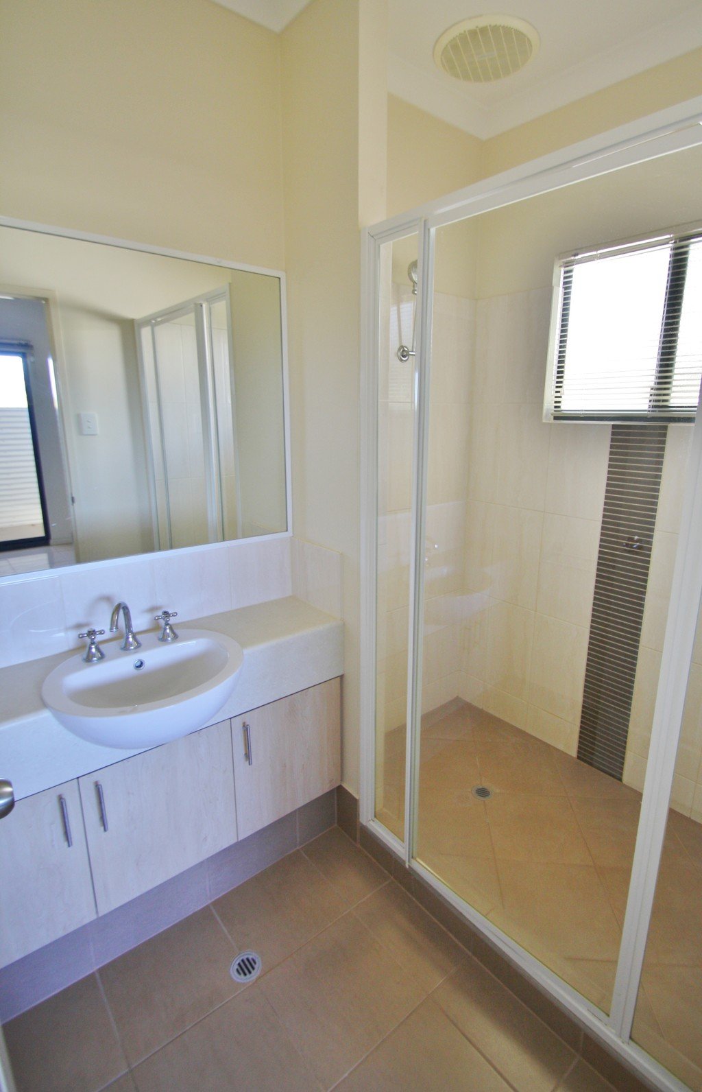 20/6 Ibis Way DJUGUN 7