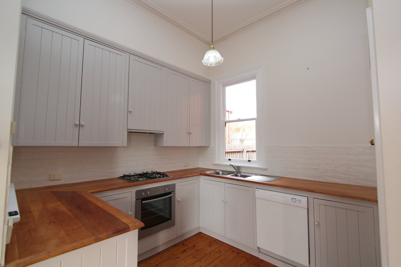 206 Macarthur Street SOLDIERS HILL 21