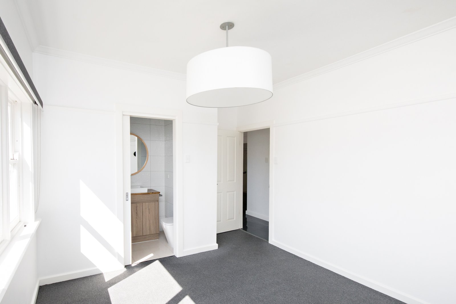 Gallery: 206 Main Road