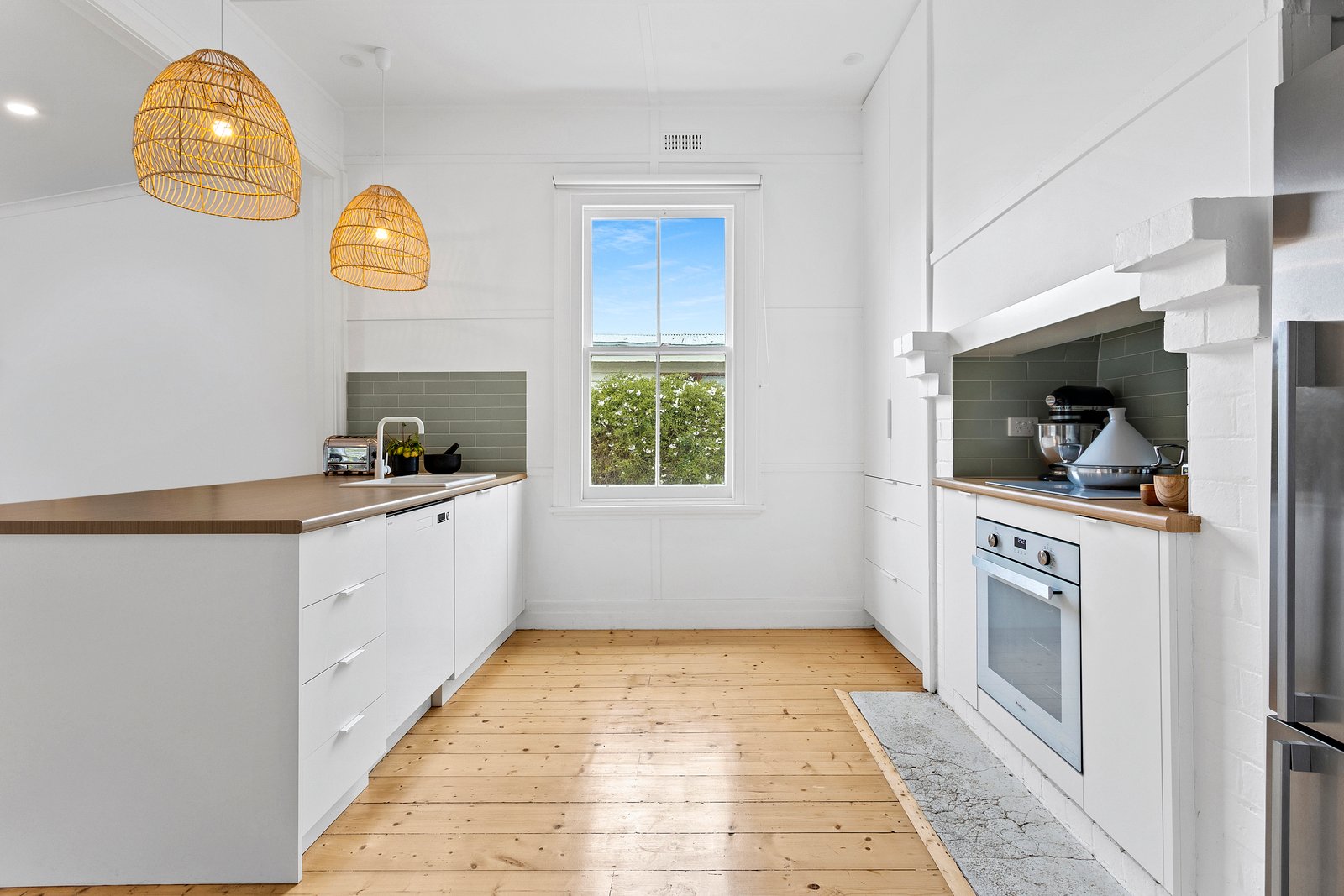 Real Estate and Property in 206 Ocean Beach Road, Sorrento, VIC