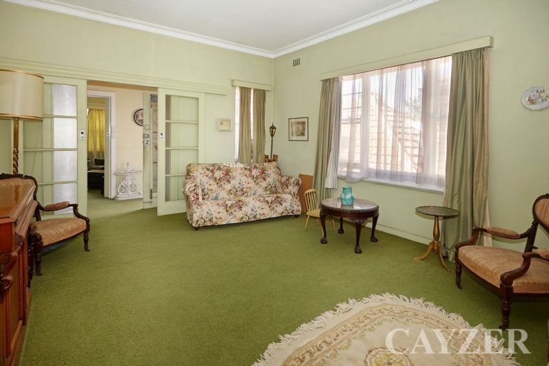 Gallery: 206 Page Street