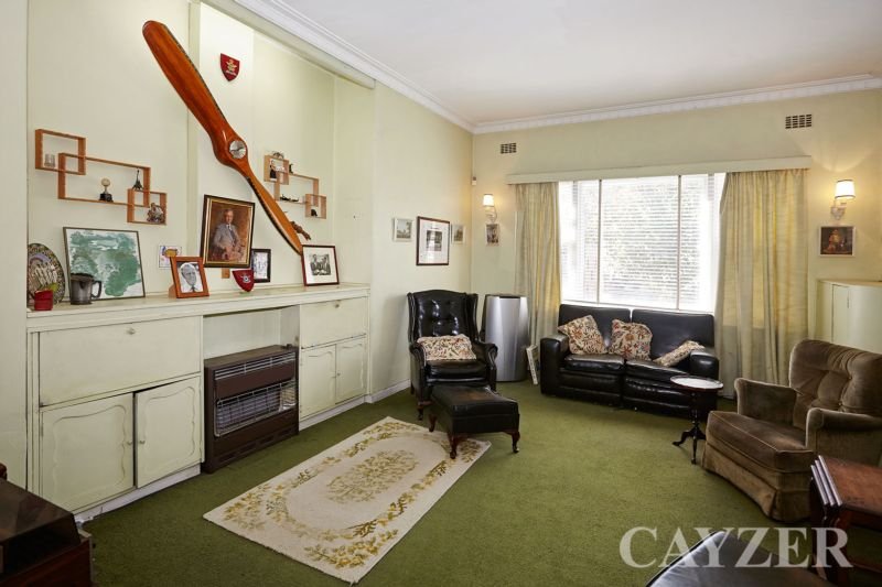 Gallery: 206 Page Street