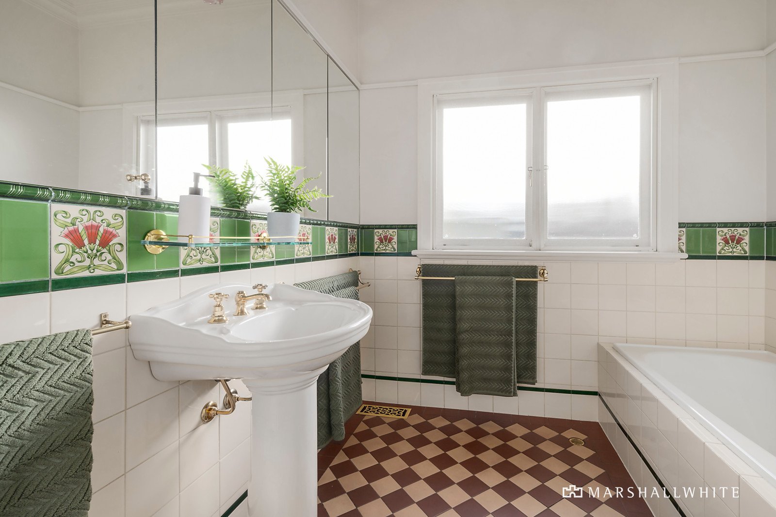 206 Prospect Hill Road, Surrey Hills, VIC