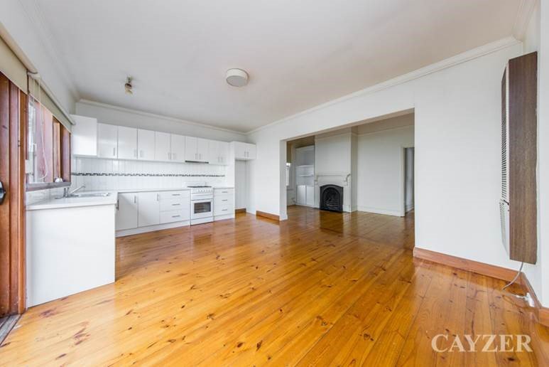 Gallery: 206 Stokes Street
