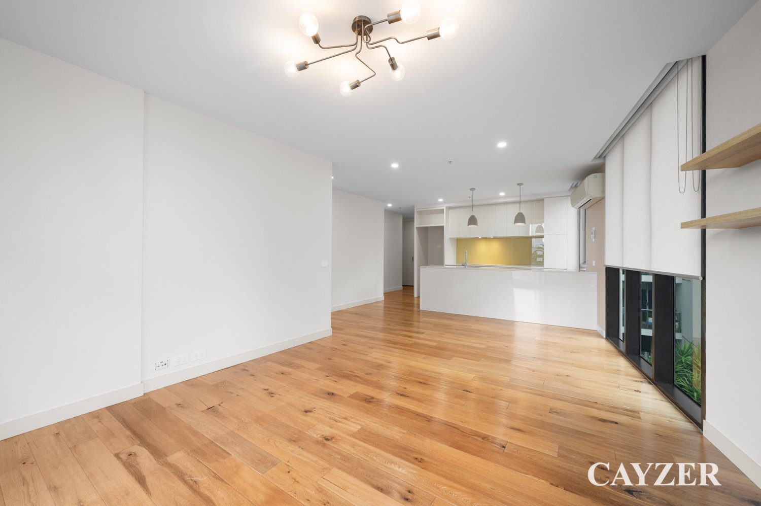 Gallery: 206/101 Bay Street