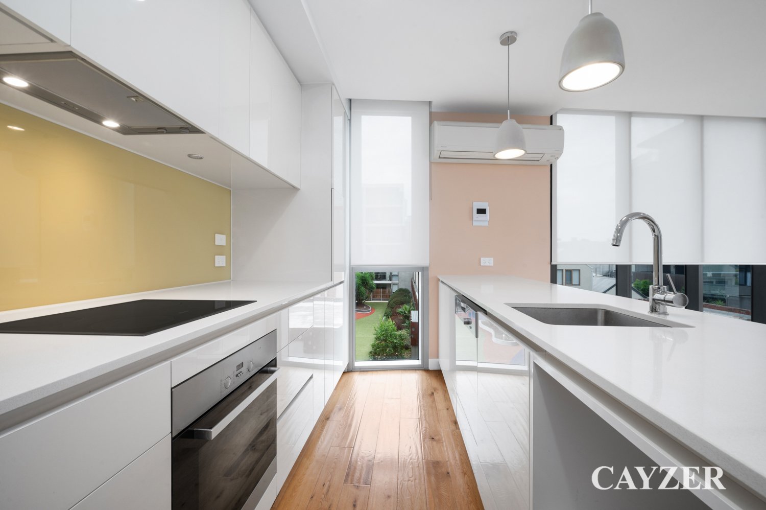 Gallery: 206/101 Bay Street