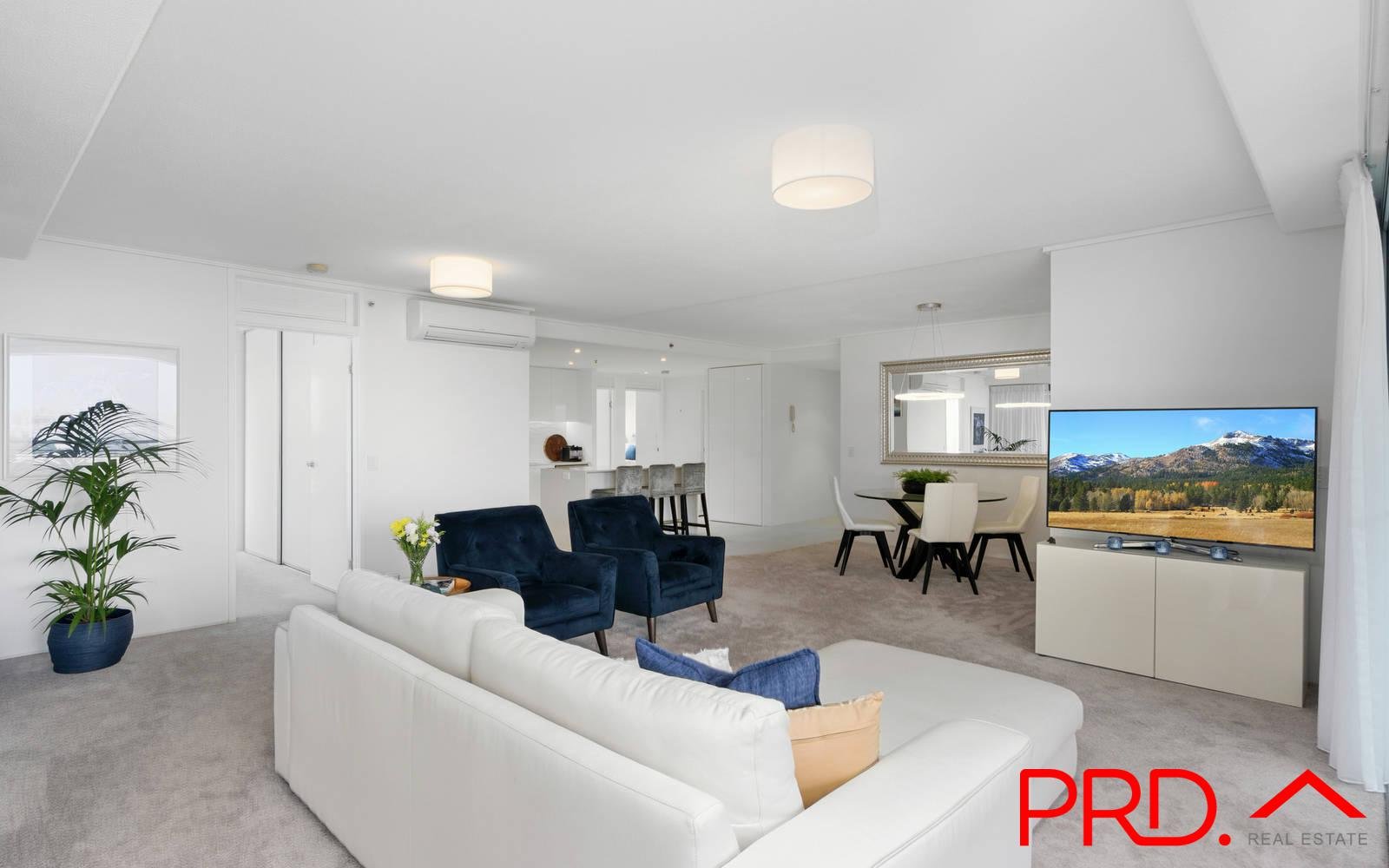 206/105 Scarborough Street SOUTHPORT 9