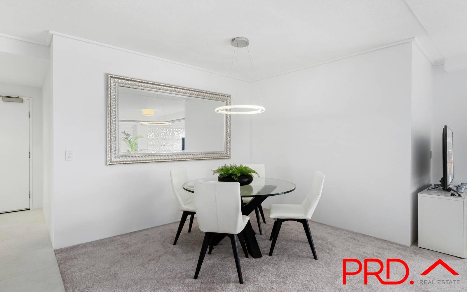 206/105 Scarborough Street SOUTHPORT 10