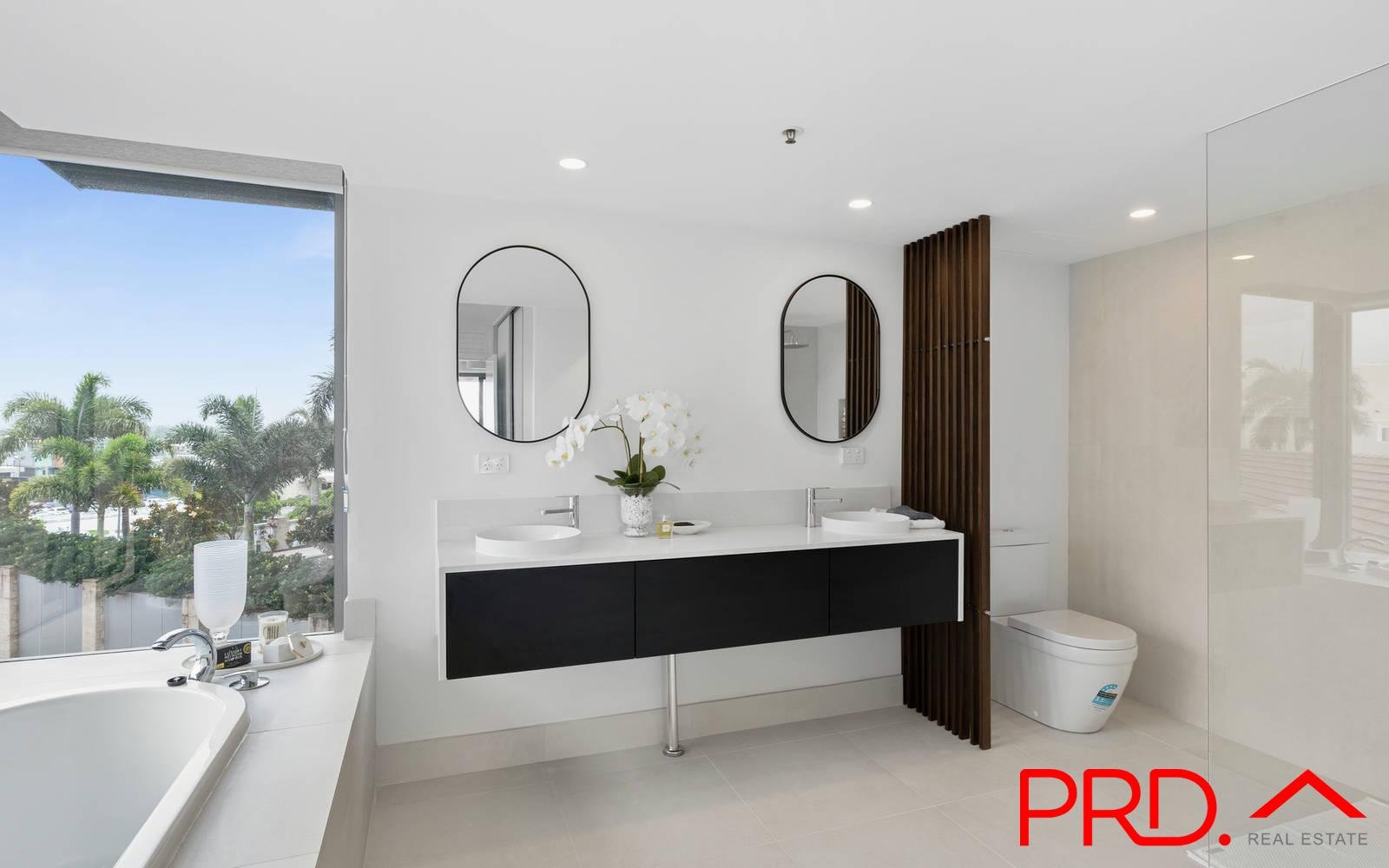 206/105 Scarborough Street SOUTHPORT 15