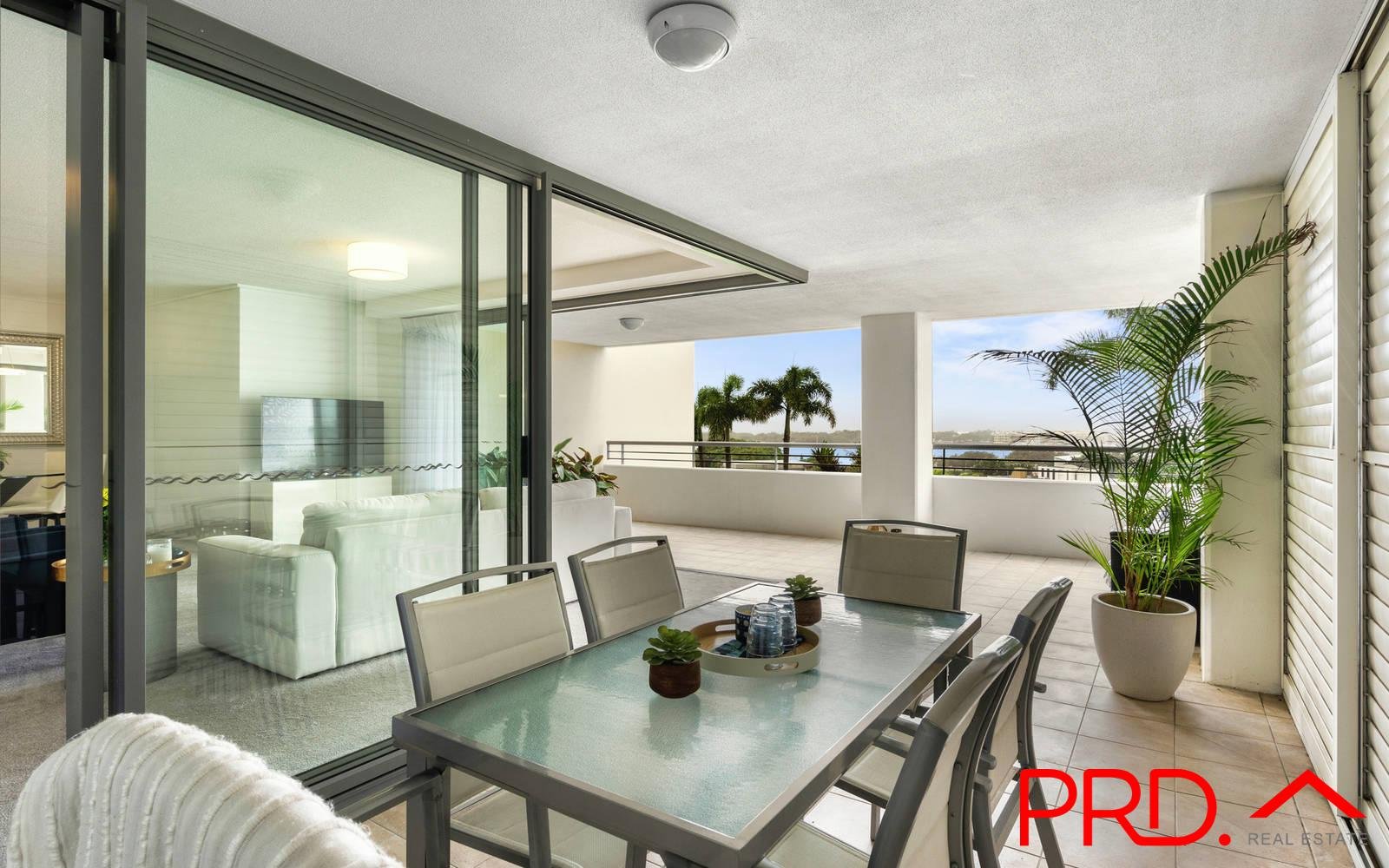 206/105 Scarborough Street SOUTHPORT 23