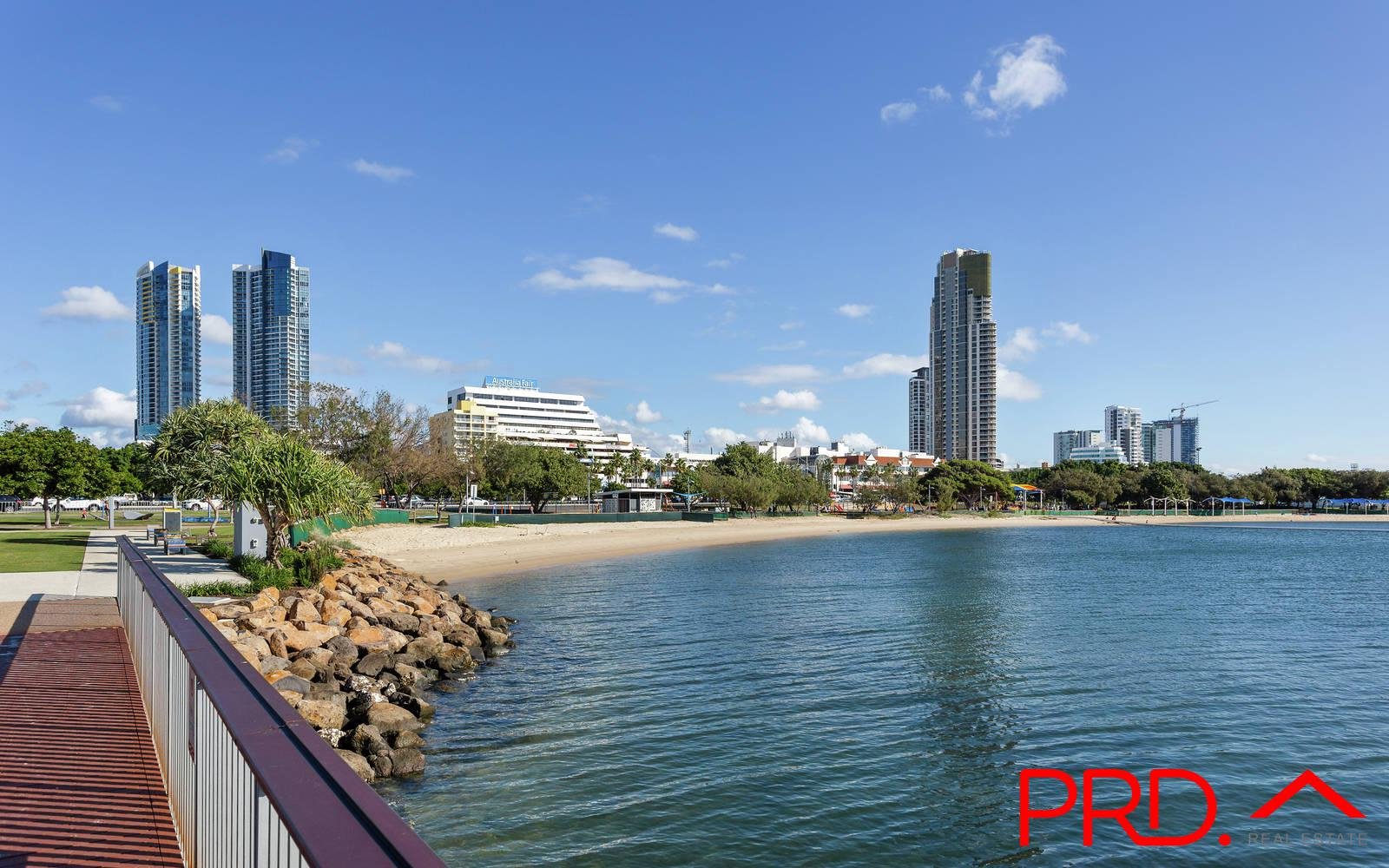 206/105 Scarborough Street SOUTHPORT 26