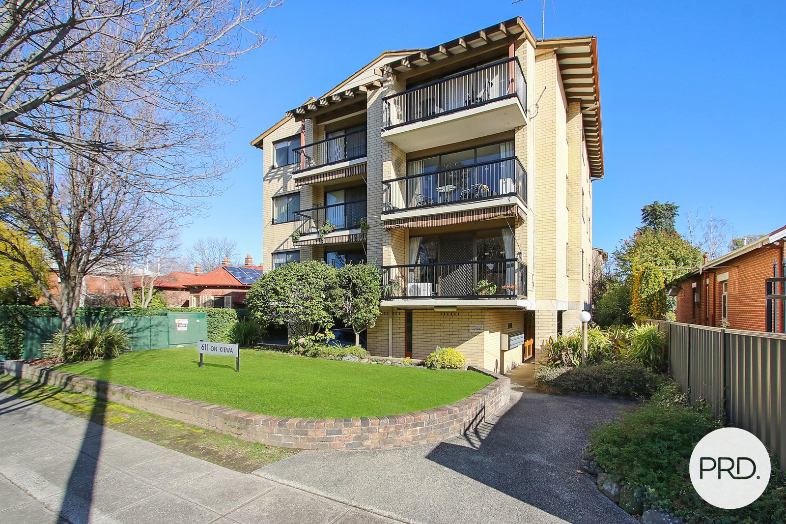 20/611 Kiewa Street ALBURY 2