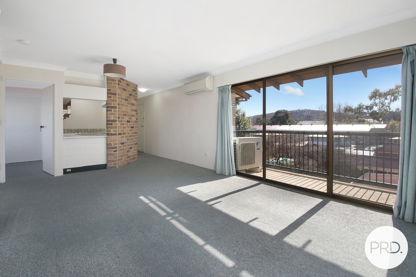 20/611 Kiewa Street ALBURY 4