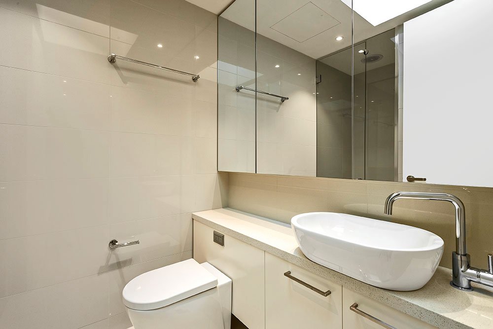 Real Estate and Property in 206/127 Murray Street, Caulfield, VIC