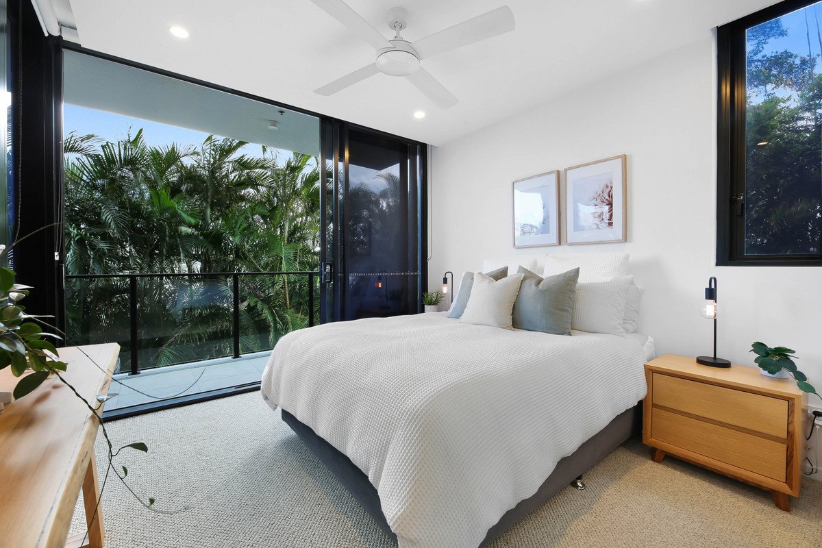 206/14 Twenty Eighth Avenue Palm Beach 4