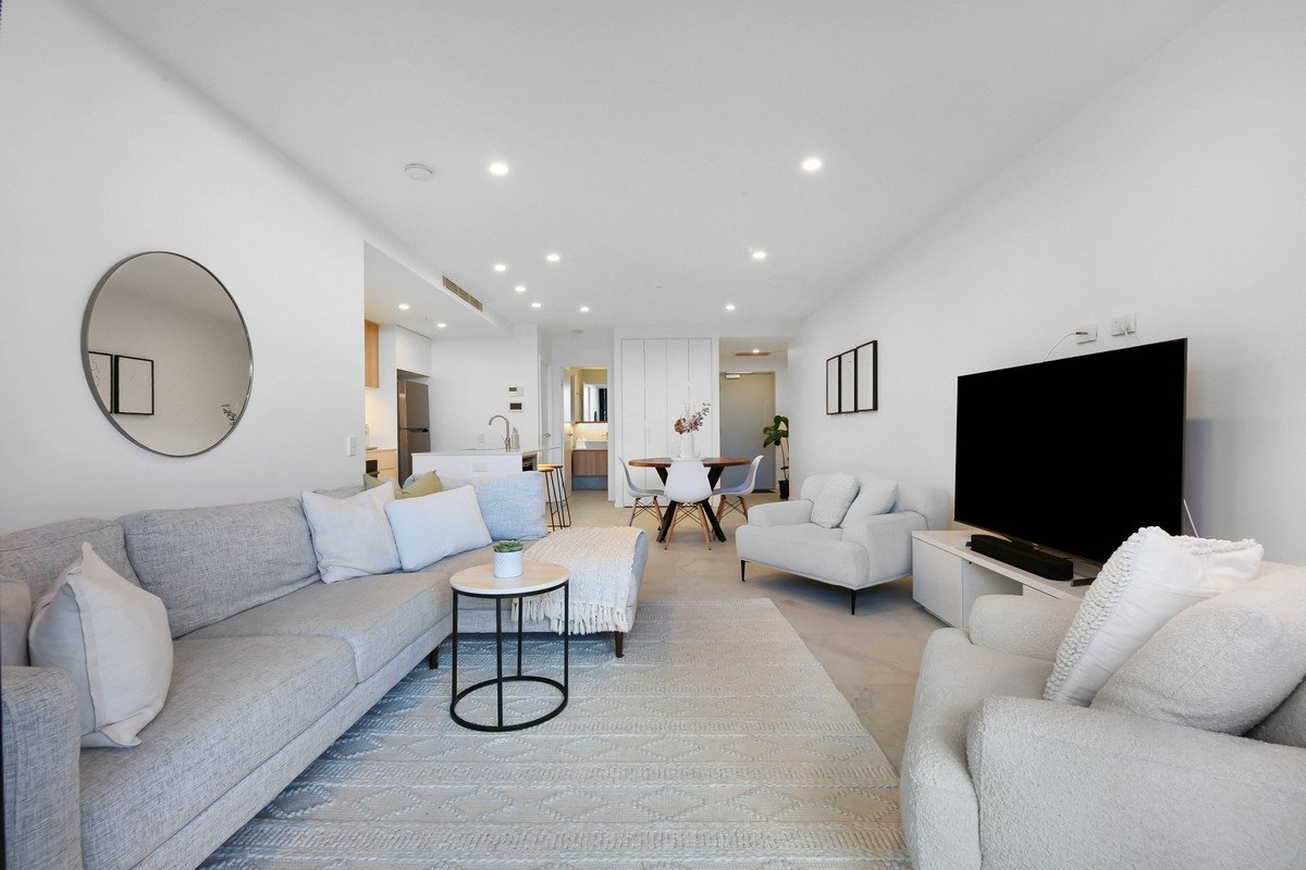 206/14 Twenty Eighth Avenue Palm Beach 2