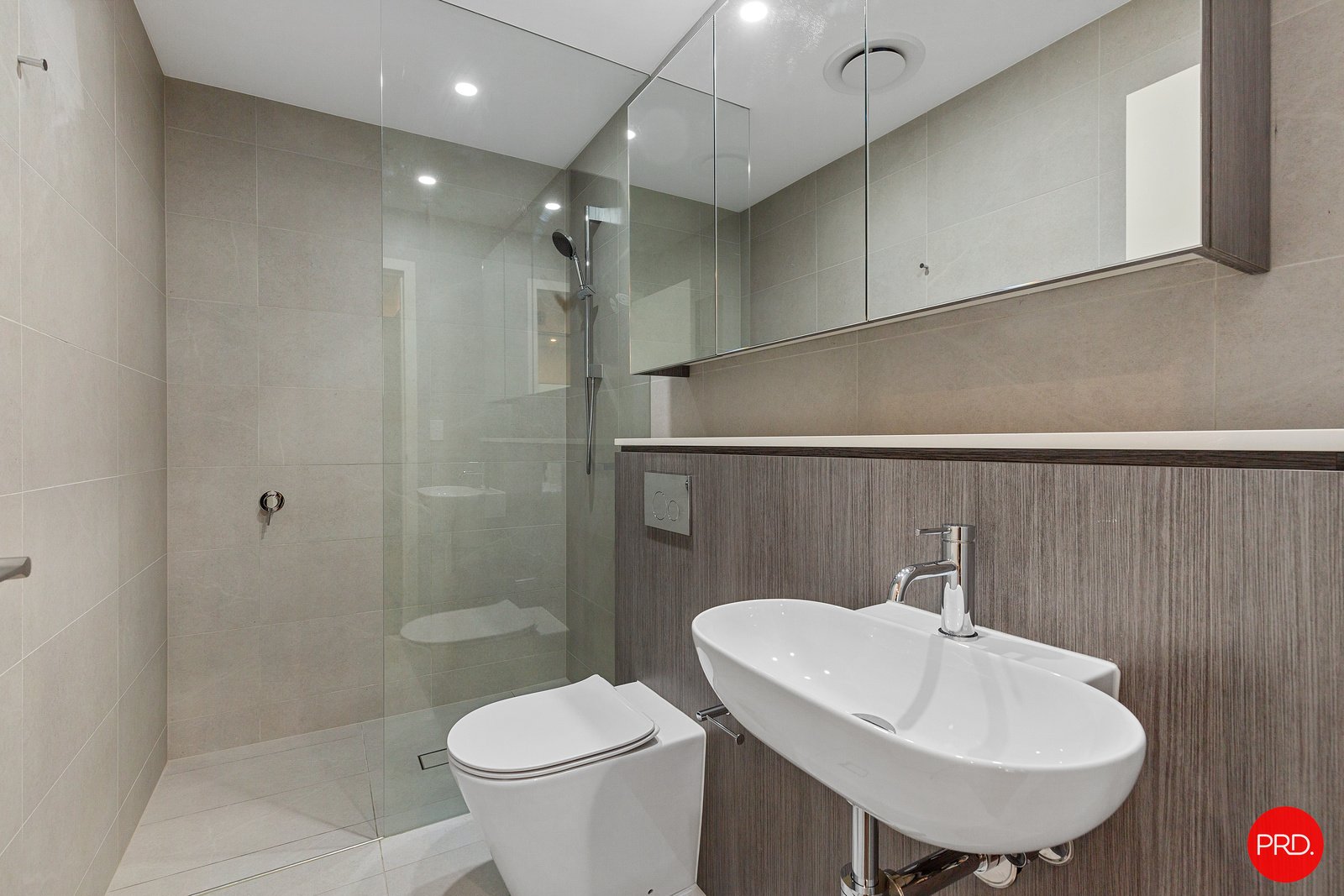 206/15 Garrigarrang Avenue KOGARAH 5