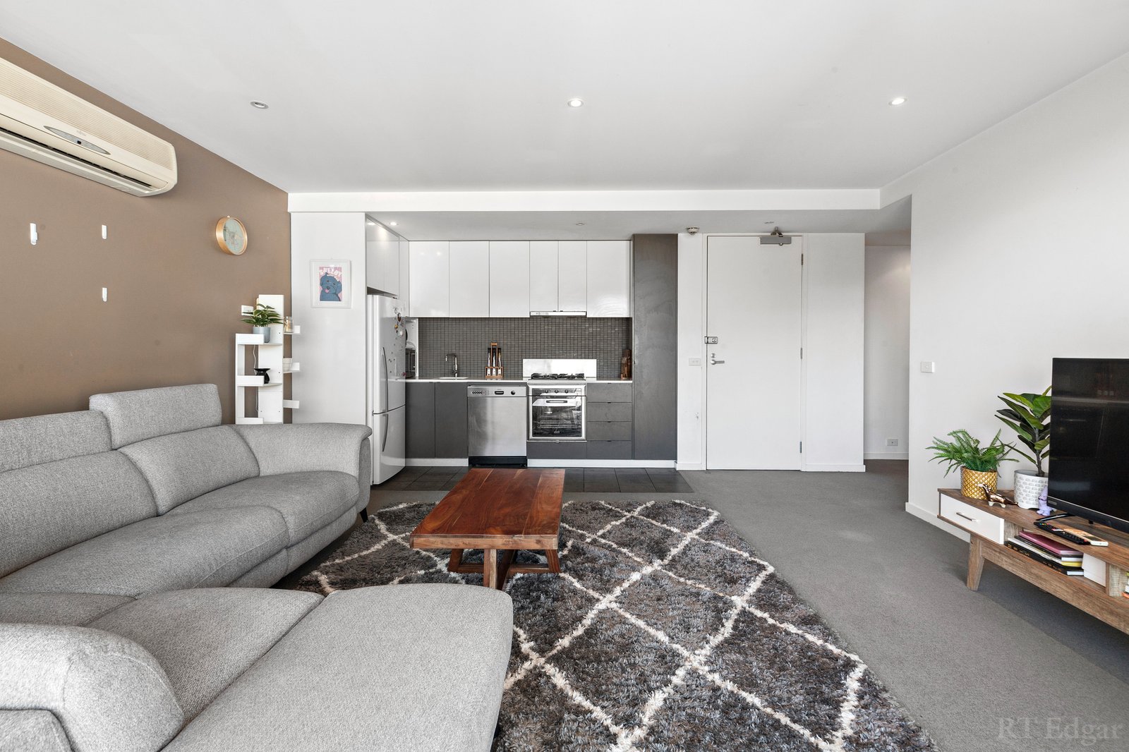 Real Estate and Property in 206/151-155 Burwood Road, Hawthorn, VIC