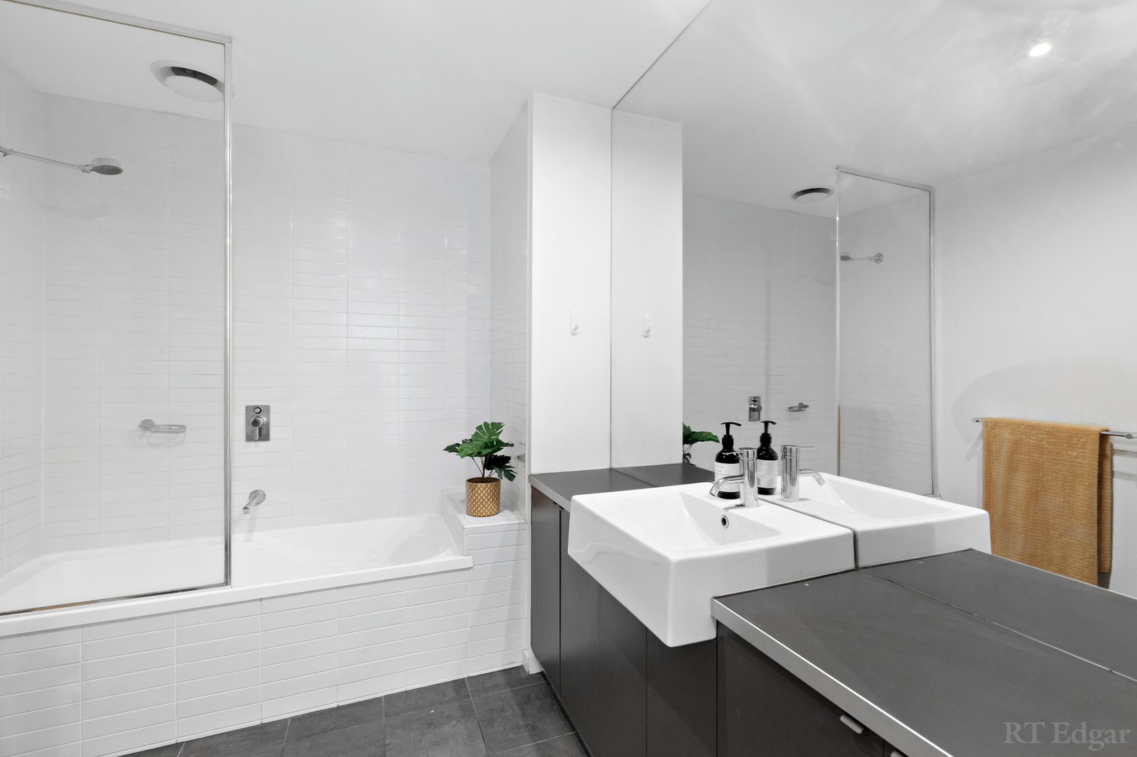 Real Estate and Property in 206/151-155 Burwood Road, Hawthorn, VIC