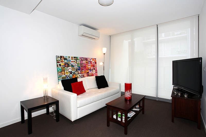 Gallery: 206/171 Inkerman Street
