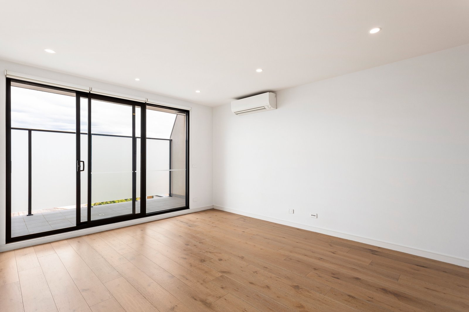 Real Estate and Property in 206/180 Koornang Road, Carnegie, VIC