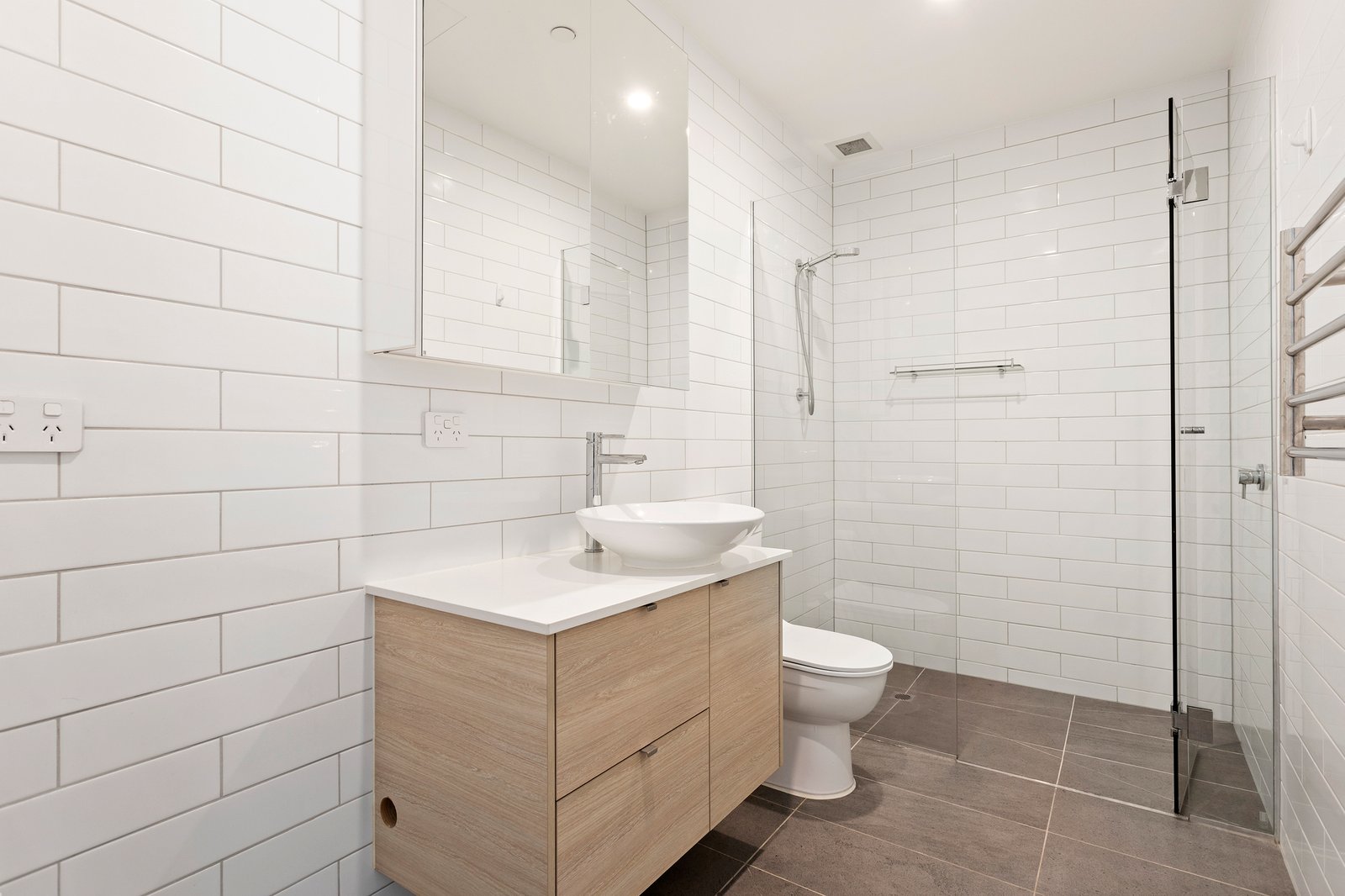 Real Estate and Property in 206/180 Koornang Road, Carnegie, VIC