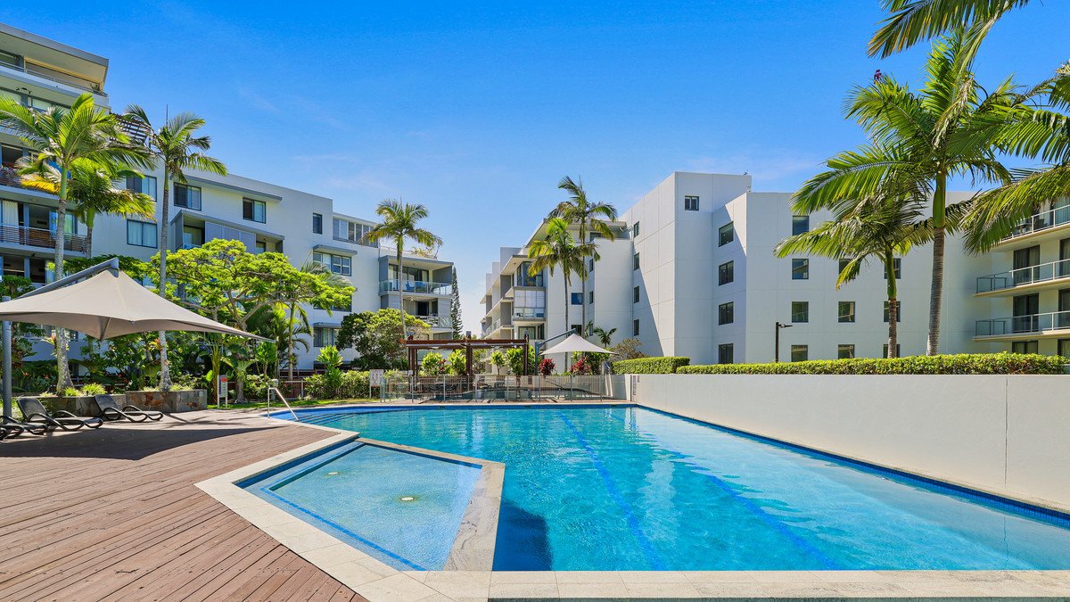 2062/1 Ocean Street Burleigh Heads 16