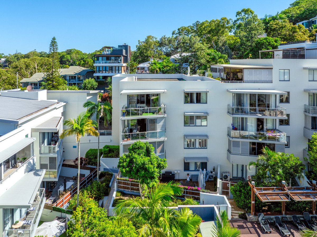 2062/1 Ocean Street Burleigh Heads 21