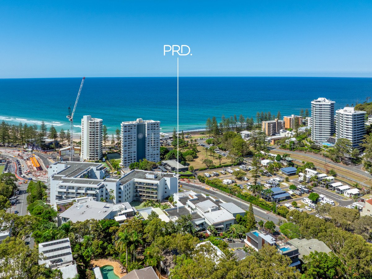 2062/1 Ocean Street Burleigh Heads 24