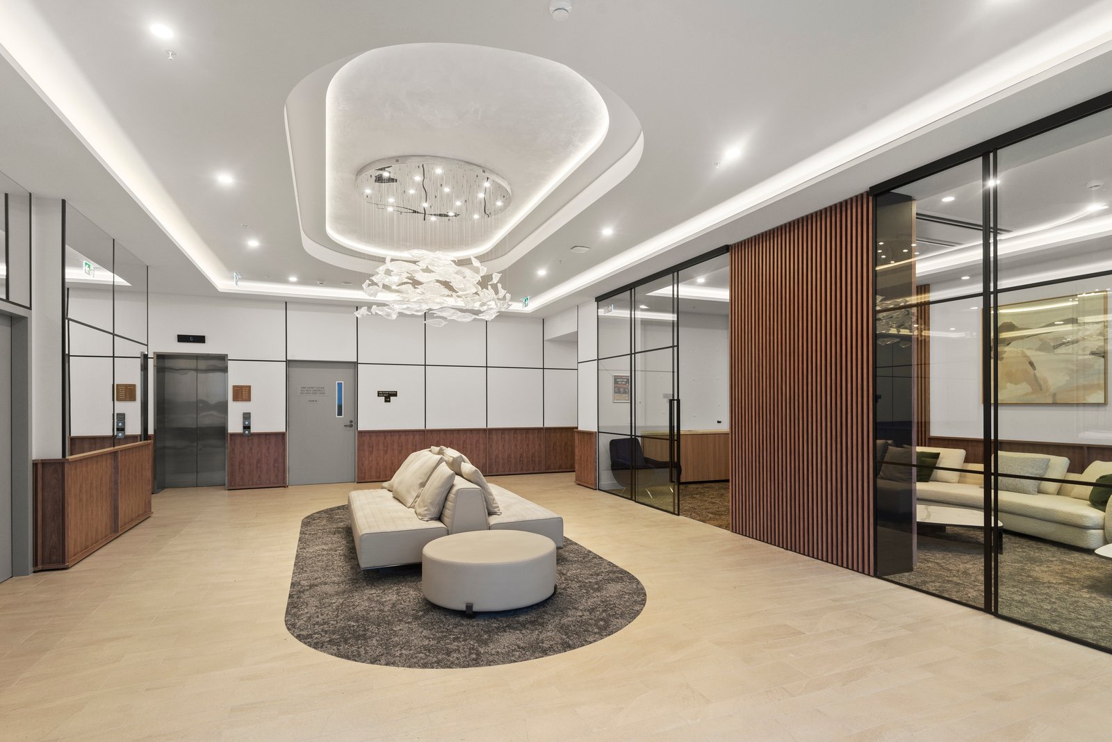 206/352 Canterbury Road, Surrey Hills, Vic