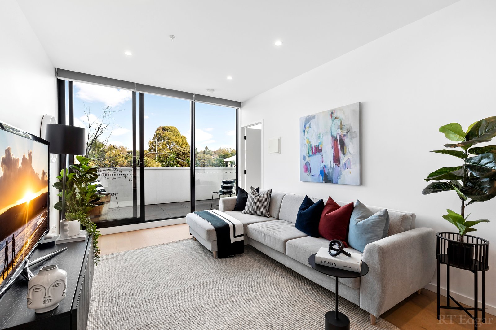 Real Estate and Property in 206/36 Shaftesbury Avenue, Malvern, VIC