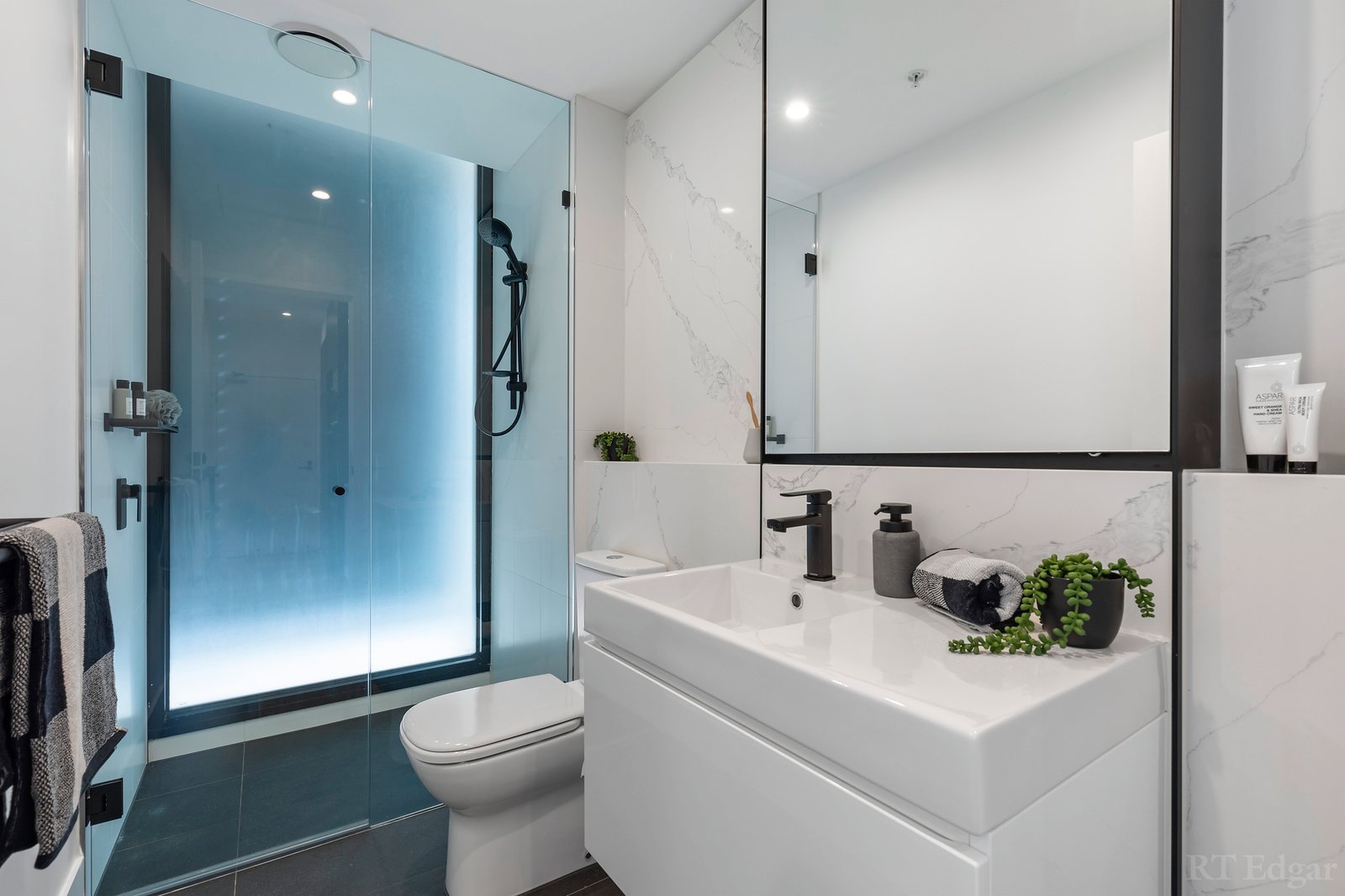 Real Estate and Property in 206/36 Shaftesbury Avenue, Malvern, VIC