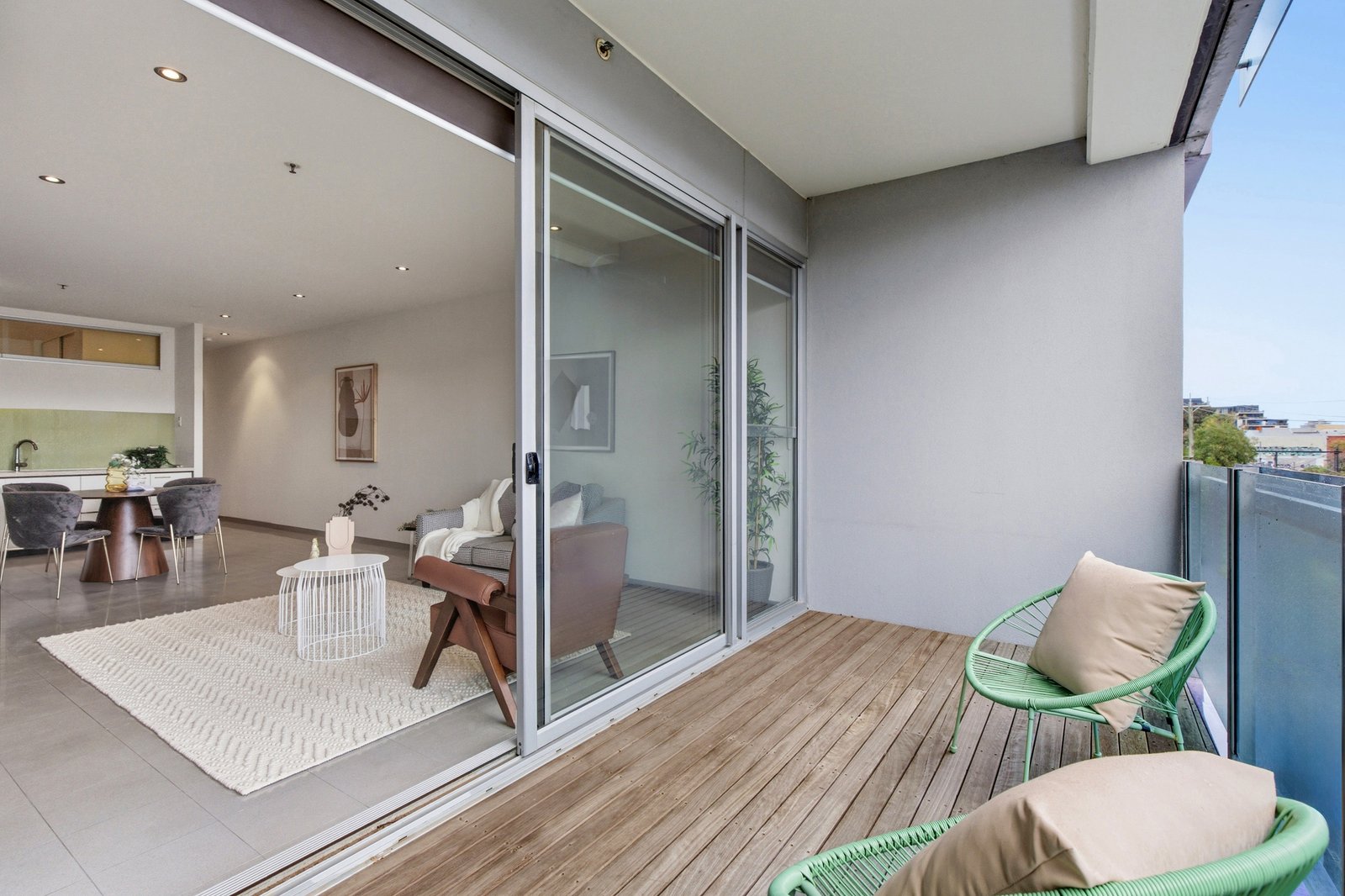 Gallery: 206/47-49 Porter Street