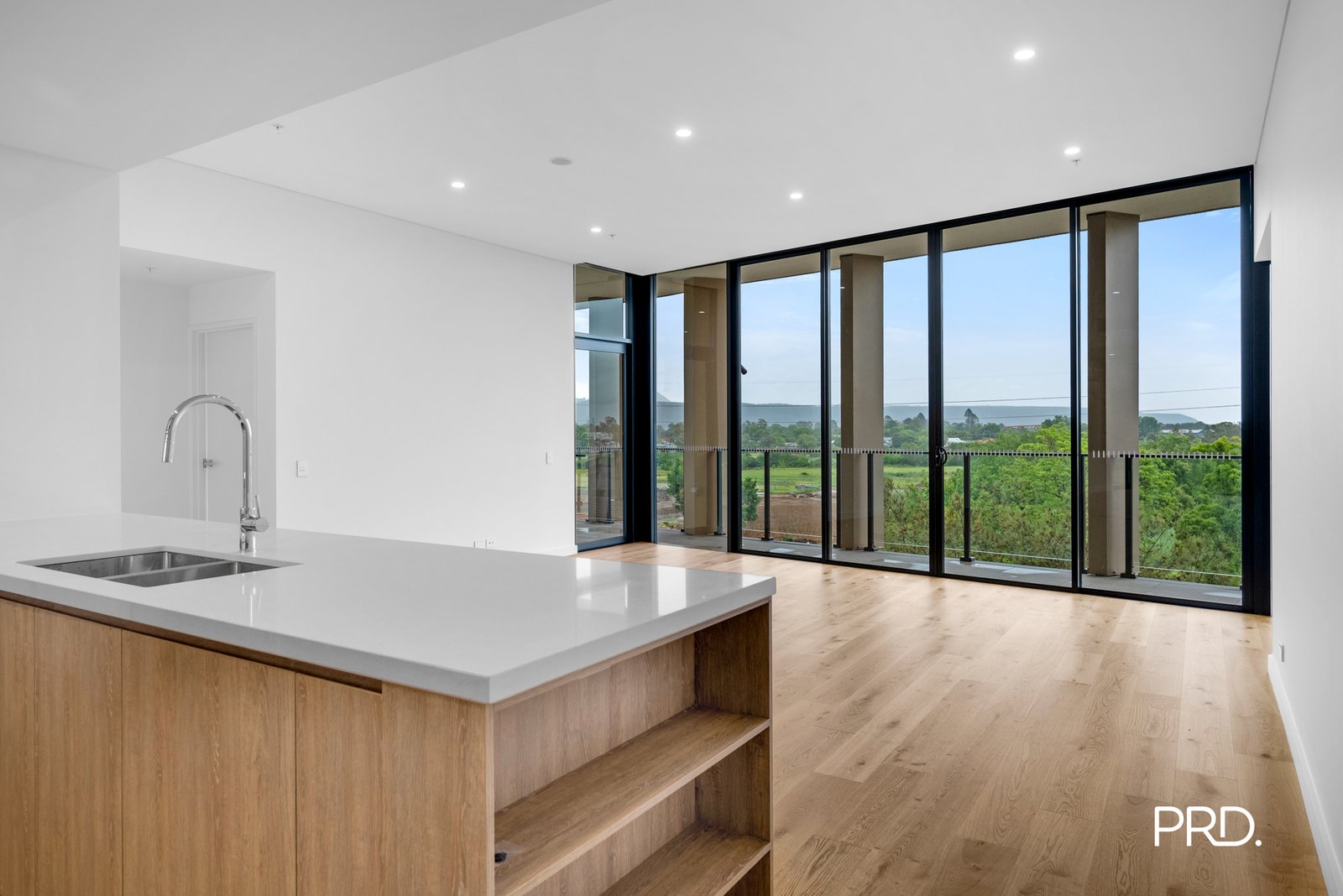 206/4B Retreat Drive Penrith 2