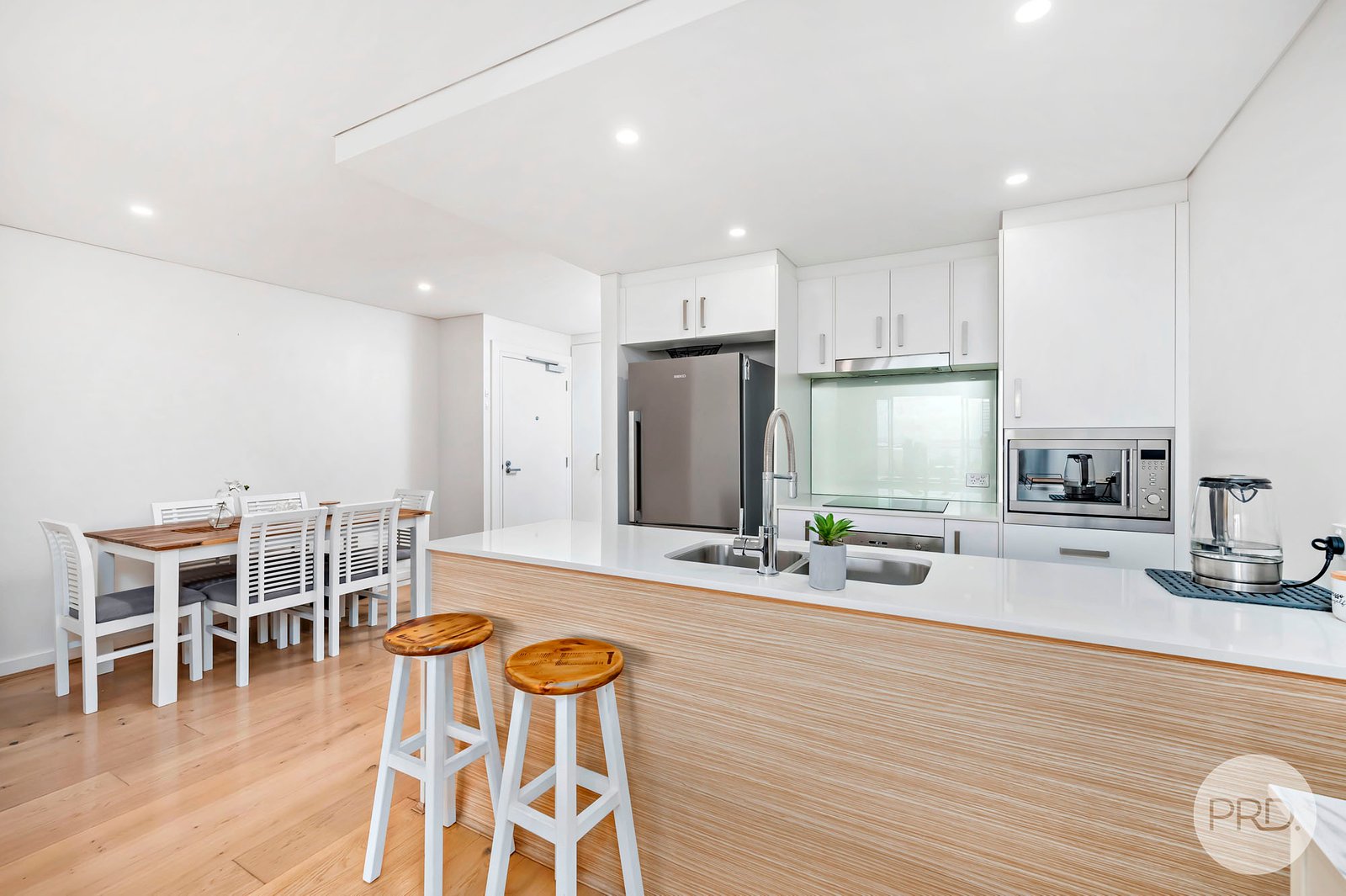 206/6 Bullecourt Street SHOAL BAY 5